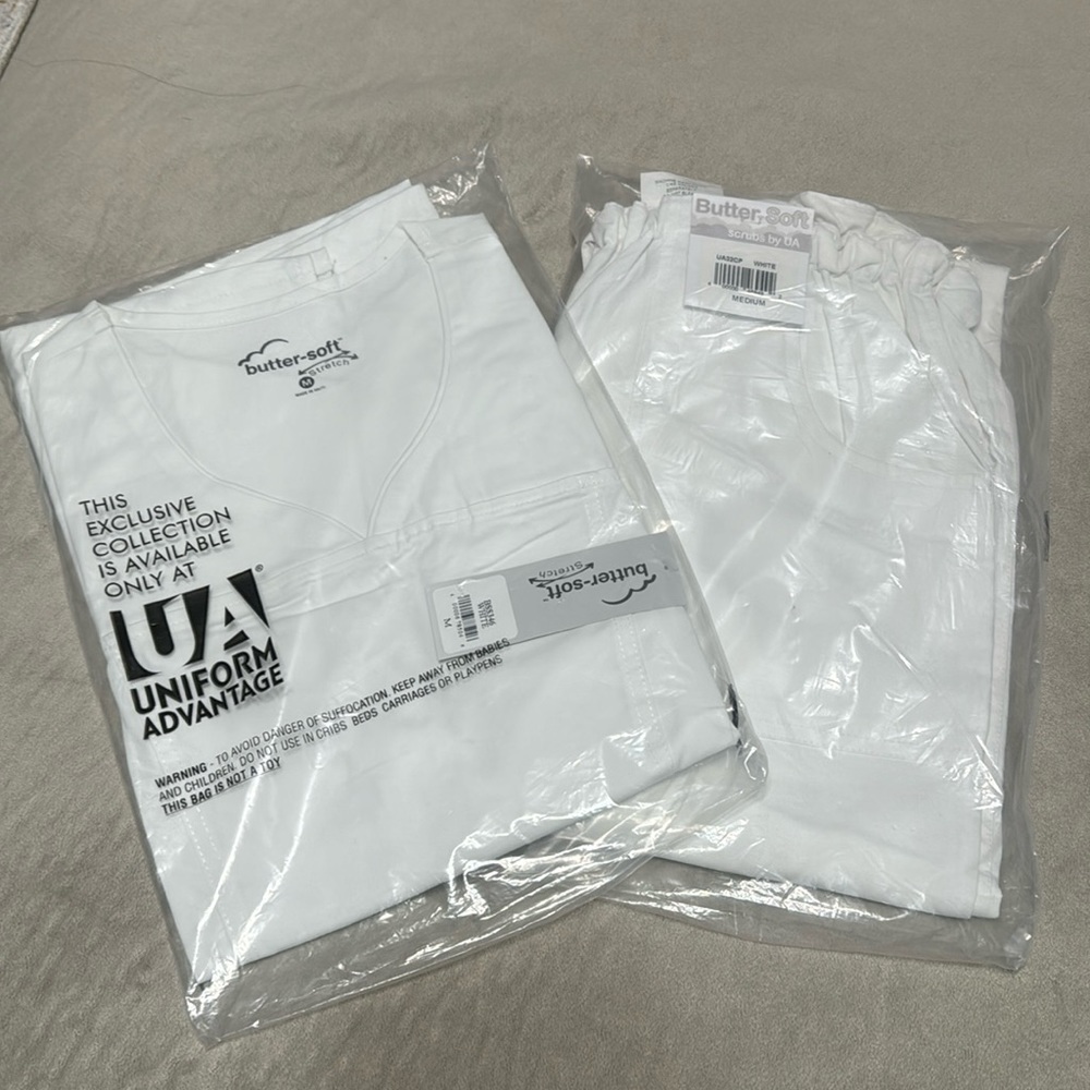 Butter-Soft- white scrubs- size medium